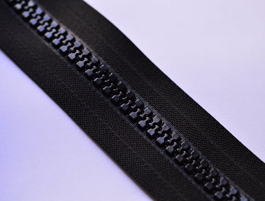 Pre-made Continuous Zippers - Black - Size 5
