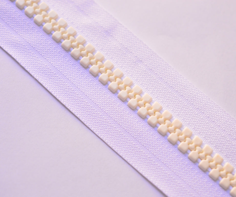 Pre-made Continuous Zippers - White - Size 10